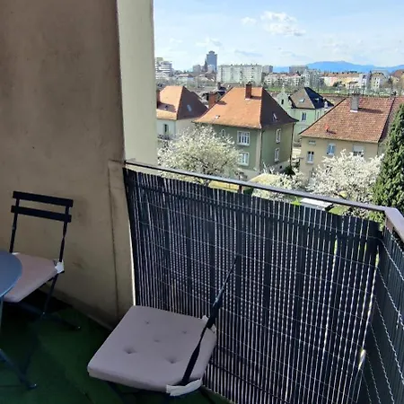 Agreable Et Spacieux Appartement Lumineux T4 Alsace Riedisheim Exterior photo